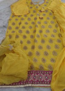 Elegant Yellow Embroidered Kurta Set
