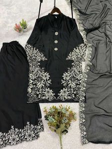 all size available dhamaka sell priceEmbroidered K