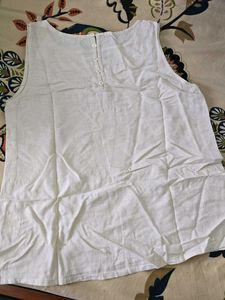 Cream Lace-Up Neck Sleeveless Top