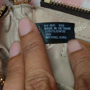 Michael Kors Jet Set Travel Large Logo Wristlet