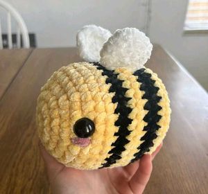 Cute Crochet Bee Plush Toy