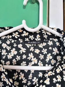 Chic Floral Print Crop Top