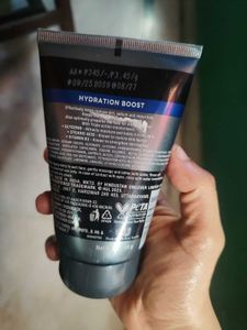 Dove Men+Care Hydration Boost Facewash