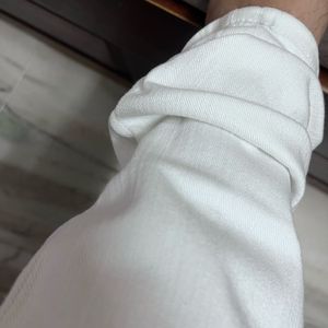 Guess white vintage jeans 💸