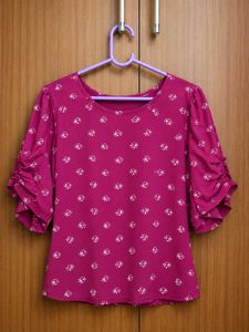 Chic Pink Floral Print Top