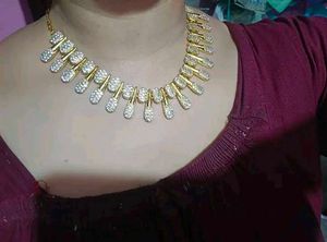 Elegant Graceful Gold Jewelry Set