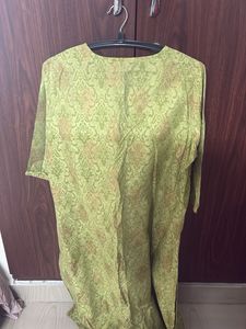 Light Green Embroidered Kurta - Size XL