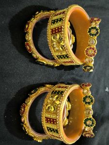 Elegant Multicolored Bangle Set