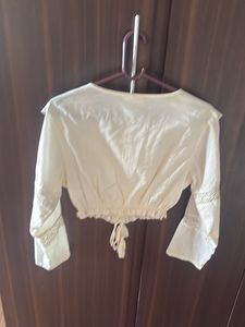 Cream Cotton Lace Trim Crop Blouse