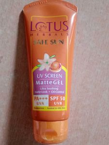 Lotus Herbals Safe Sun Matte Gel SPF 50