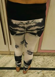 Stylish Printed Leggings