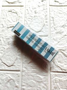 Lakme Hya Beach Edit Corrector + Concealer