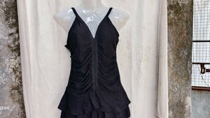 I. Chic Black Ruffled Mini Dress