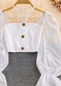 Puff Sleeve Crop Top ,☺️🤍