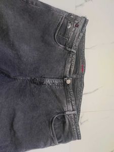 Men's Grey Washed Denim Jeans