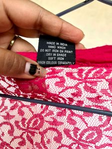 Stylish Magenta Lace Shrug