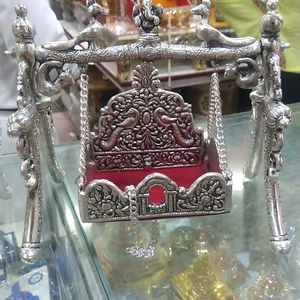 Laddu Gopal Jhula