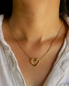 Elegant Gold Heart &amp; Square Necklaces