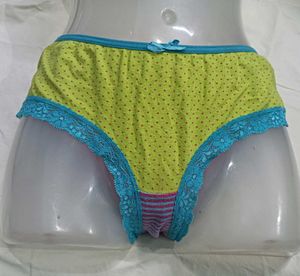 Cute💛32 Polka Dot Briefs