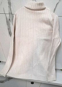 Elegant Cream Turtleneck Sweater