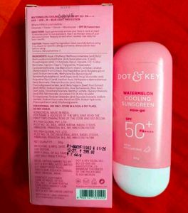 Dot &amp; Key Watermelon Cooling Sunscreen SPF 50+