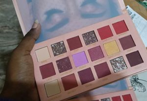 Urban Decay Nude Eyeshadow Palette