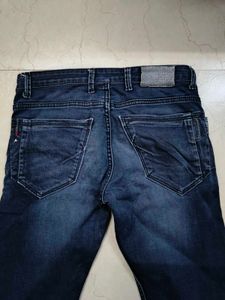 Distressed Faded Blue Jean | Used | Waist 30