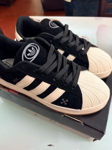 Adidas Superstar Sneakers