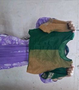 Elegant Ombre Green &amp; Gold Saree
