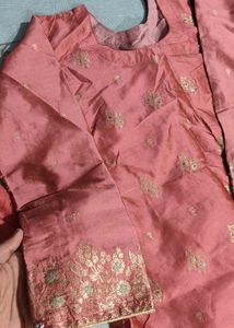 Elegant Kurta Set with Beautiful Detailing
