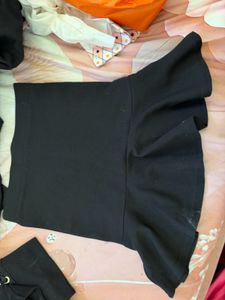 Chic Black Ruffle Skirt