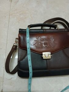 DANIELLA CROSSBODY BAG