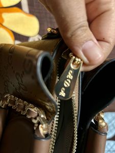 Women Stylish Brown Handbag with Chain Detail