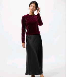Uniqlo Wine Color Soft Velour Long Sleeve T-Shirt