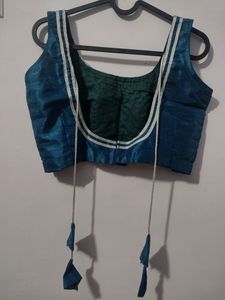 Stitched Lehnga With Dupatta