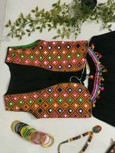 Beautiful Embroidered Lehenga Choli Set