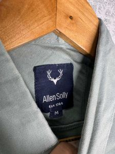 Allen Solly Men's Casual Green Button-Up Shirt
