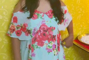 Chic Floral Cold Shoulder Maxi Dress