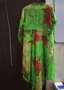 Vibrant Floral Print Kurta with Lining