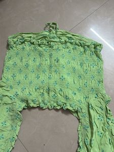 Cute Green Embroidered Puff Sleeve Top