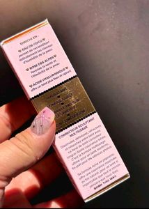 Two faced Born this way concealer -vanilla