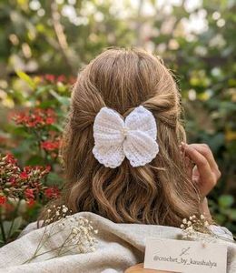 ✨ Handcrafted Elegance: The Pearl-Studded Crochet