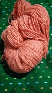 peach colour wool