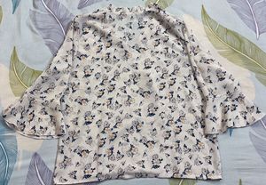 Chic Floral Print Ruffle Neck Blouse