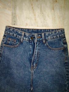 Stylish Acid Wash Mom Jeans