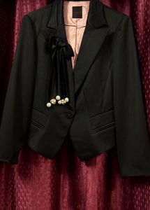Chic Black Blazer with Bow Detail