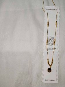 Elegant Gold Chain Necklace(2)