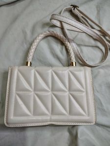 savana Cream Quilted Shoulder Bag
