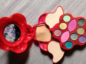 Dubai Makeup Palette