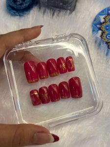 Press On Nails - Pink with Gold Accent